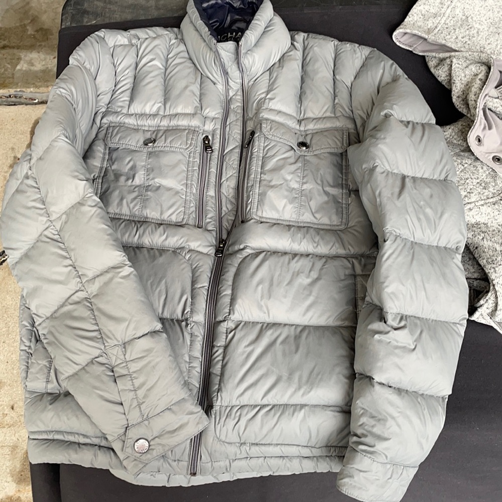 Women’s Small Michael Kors Packable Down Jacket. Grey. Navy Blue inside.